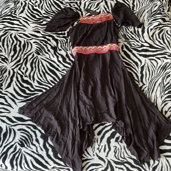 BCBG maxazaria embrodiered black Aztec print asymmetrical summer dress - Picture 5 of 10